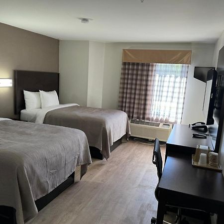 Quality Inn Lavonia Екстер'єр фото