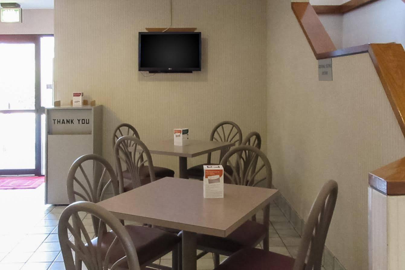 Quality Inn Lavonia Екстер'єр фото