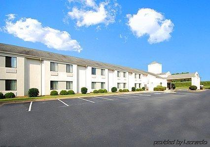 Quality Inn Lavonia Екстер'єр фото